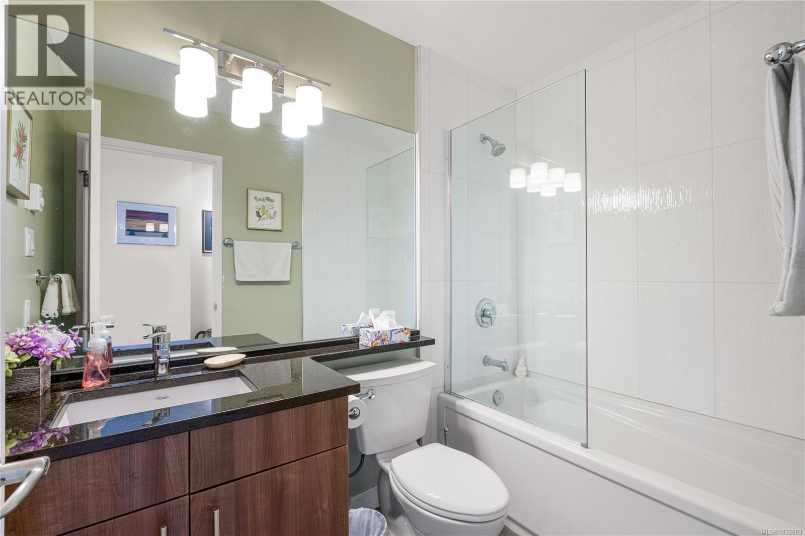 1703 1020 View St, Victoria, British Columbia  V8V 4Y4 - Photo 40 - 1032683