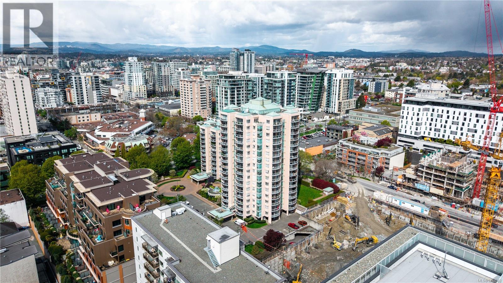 1703 1020 View St, Victoria, British Columbia  V8V 4Y4 - Photo 68 - 1032683