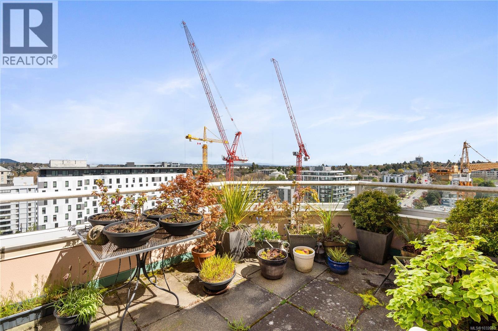 1703 1020 View St, Victoria, British Columbia  V8V 4Y4 - Photo 42 - 1032683