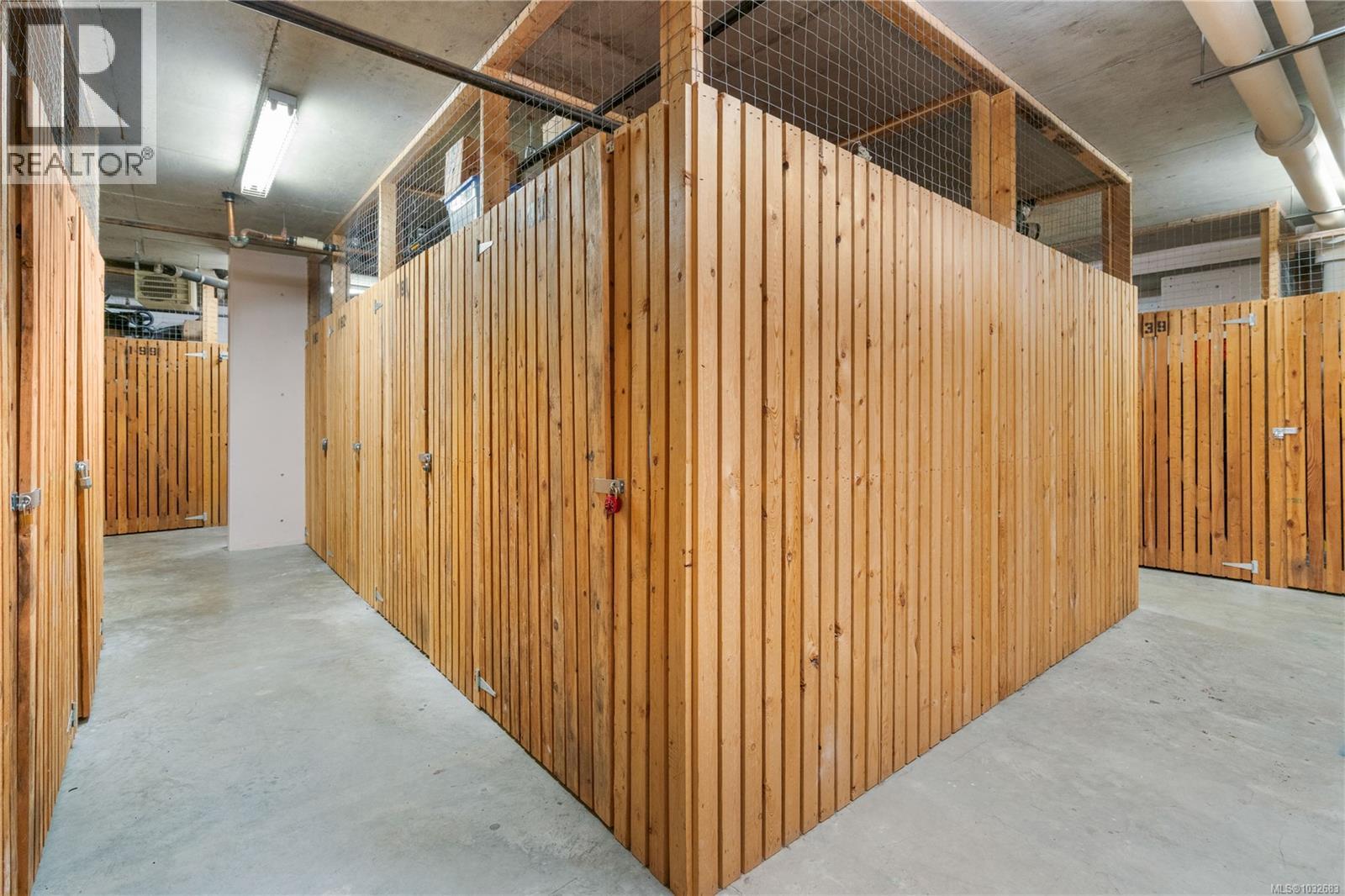 1703 1020 View St, Victoria, British Columbia  V8V 4Y4 - Photo 50 - 1032683