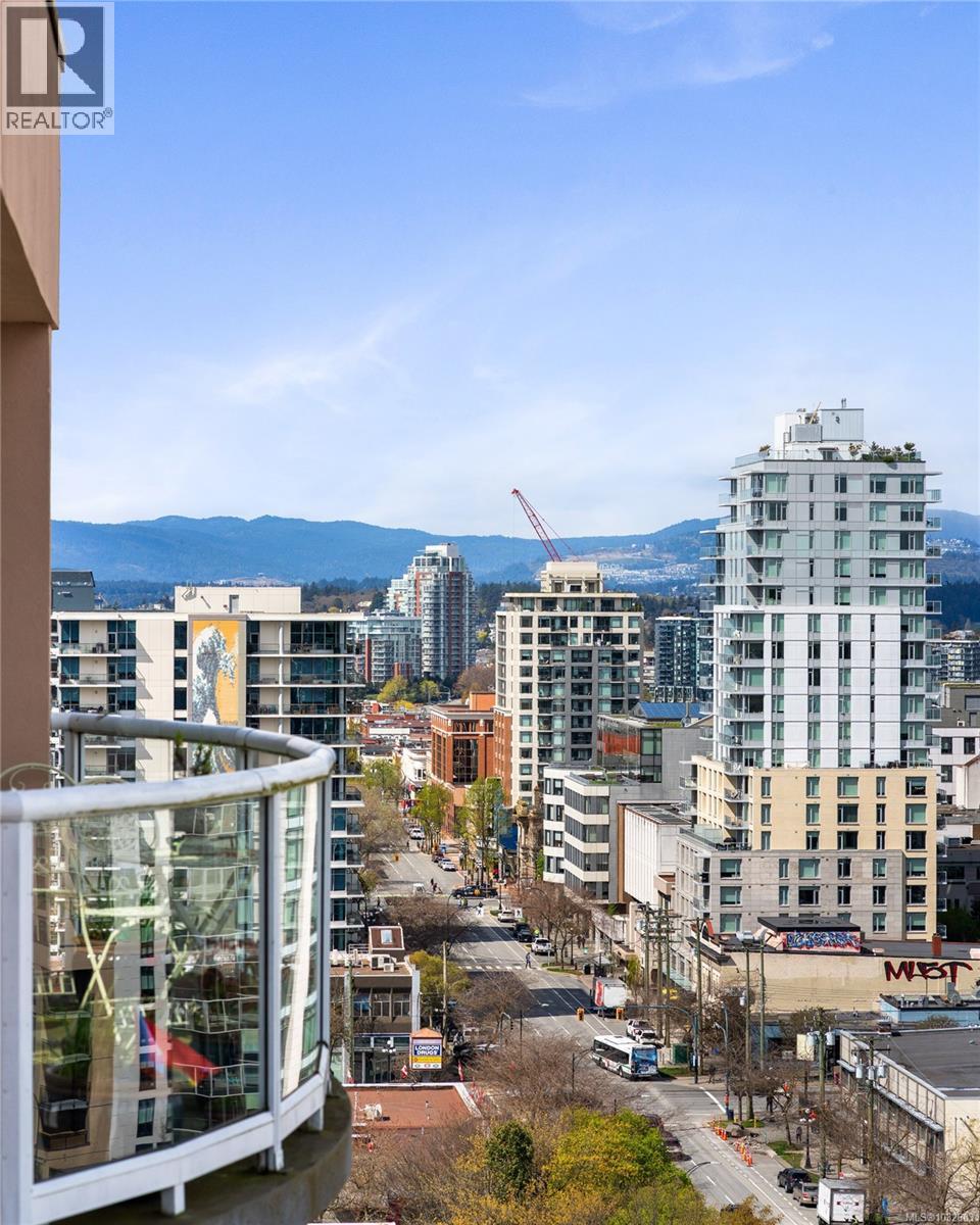 1703 1020 View St, Victoria, British Columbia  V8V 4Y4 - Photo 46 - 1032683