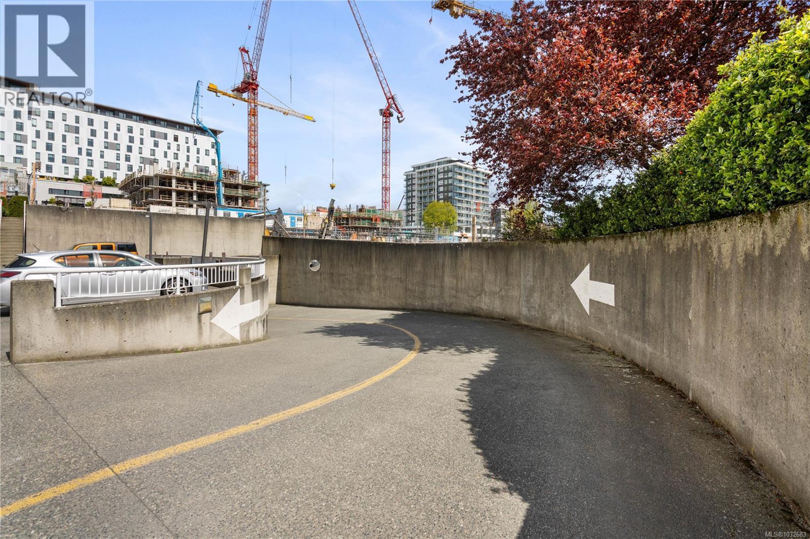 1703 1020 View St, Victoria, British Columbia  V8V 4Y4 - Photo 52 - 1032683