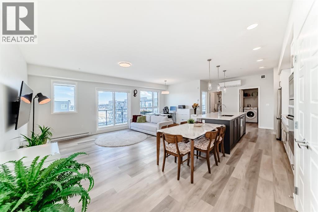 1402, 33 Carringham Gate Nw, Calgary, Alberta  T3P 2H6 - Photo 8 - A2298754