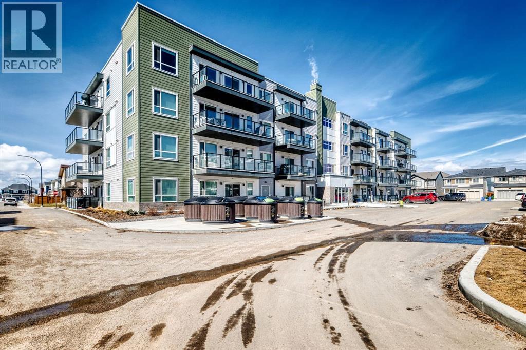 1402, 33 Carringham Gate Nw, Calgary, Alberta  T3P 2H6 - Photo 2 - A2298754