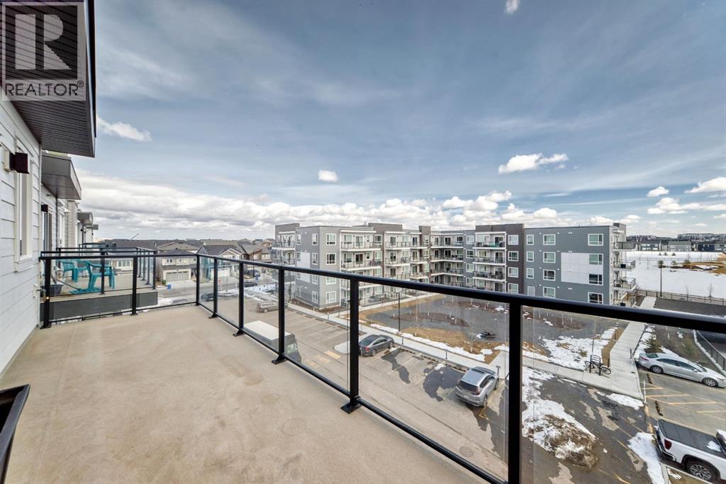 1402, 33 Carringham Gate Nw, Calgary, Alberta  T3P 2H6 - Photo 18 - A2298754