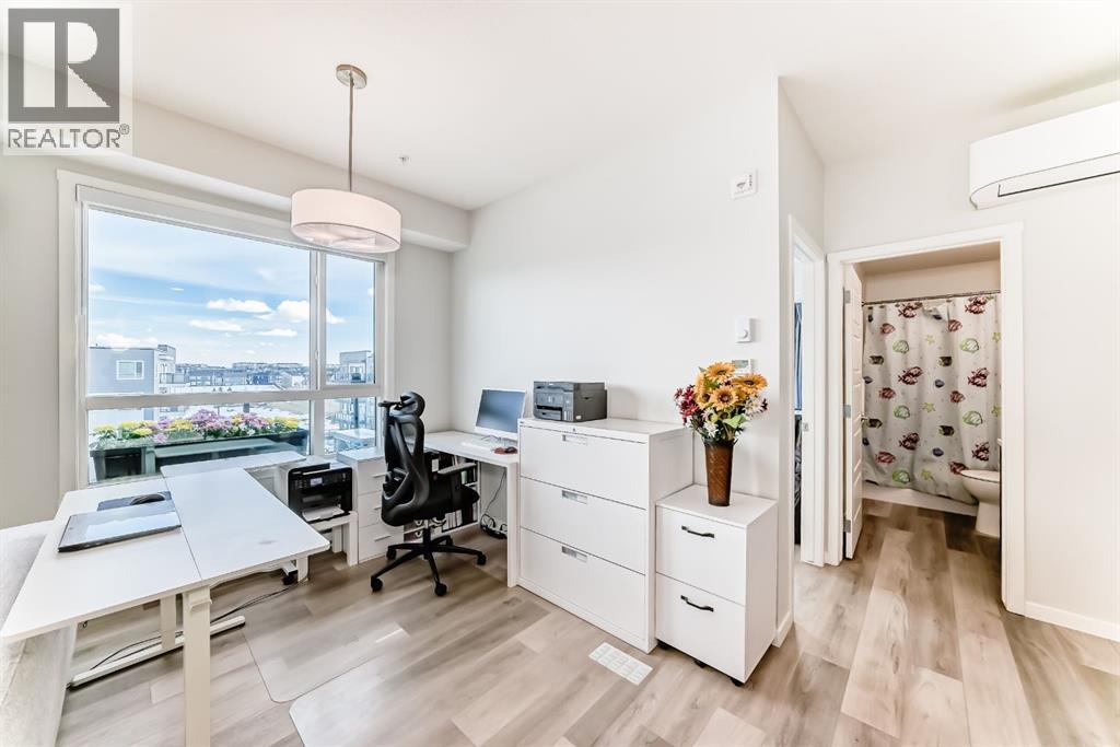 1402, 33 Carringham Gate Nw, Calgary, Alberta  T3P 2H6 - Photo 24 - A2298754