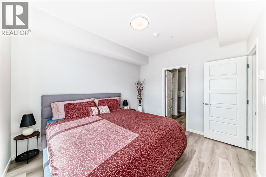 1402, 33 Carringham Gate Nw, Calgary, Alberta  T3P 2H6 - Photo 27 - A2298754