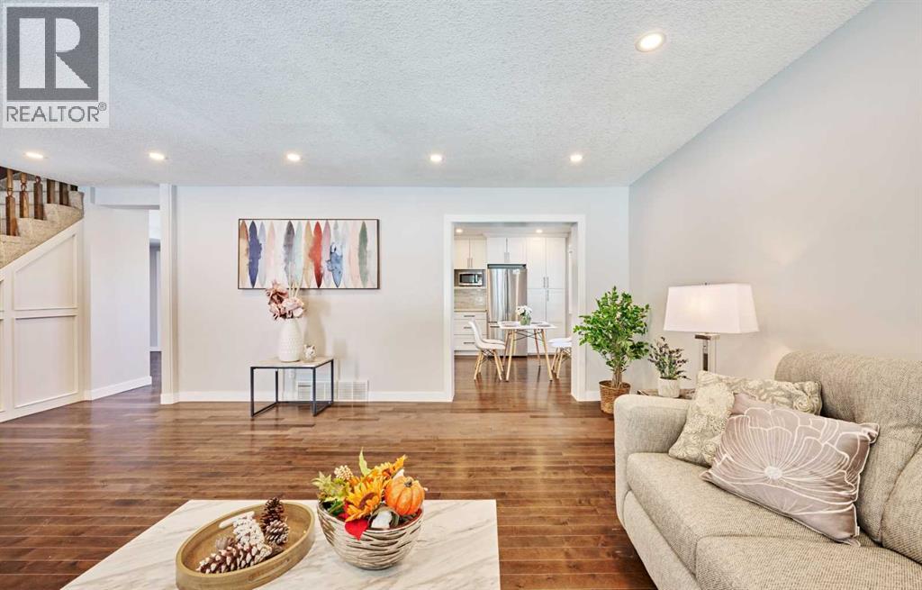 103 Pump Hill Road, Calgary, Alberta  T2V 4L7 - Photo 7 - A2302791