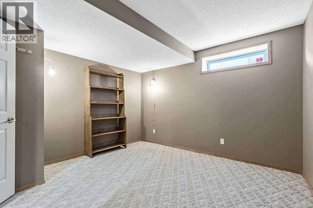 262 Mt Assiniboine Place Se, Calgary, Alberta  T2Z 2N5 - Photo 29 - A2302939