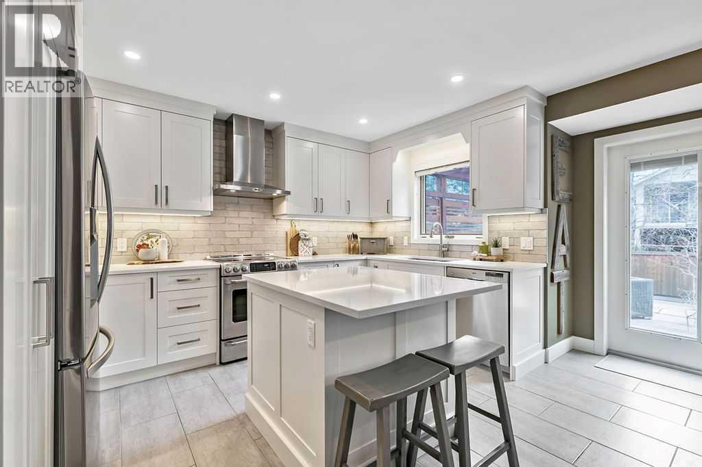 262 Mt Assiniboine Place Se, Calgary, Alberta  T2Z 2N5 - Photo 6 - A2302939