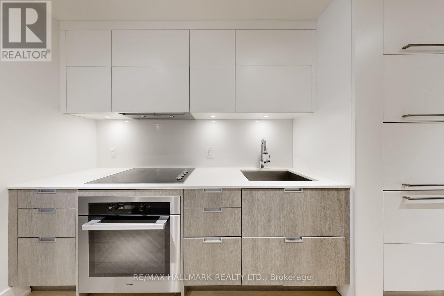 Th14 - 30 Nelson Street, Toronto, Ontario  M5V 0H5 - Photo 11 - C13016552