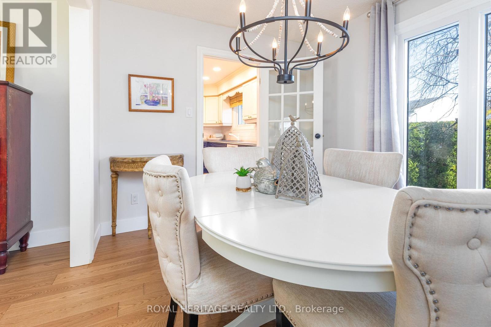 53 Teresa Drive, Whitby, Ontario  L1N 6H9 - Photo 12 - E13015382