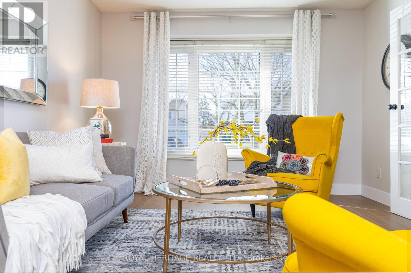 53 Teresa Drive, Whitby, Ontario  L1N 6H9 - Photo 8 - E13015382