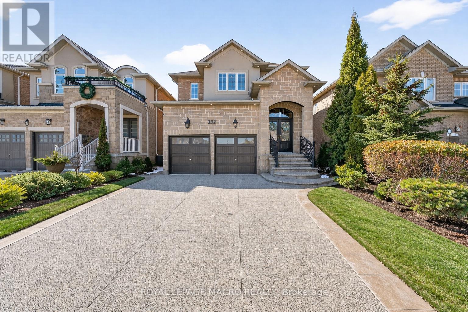 132 GRANDELL DRIVE, Hamilton, Ontario