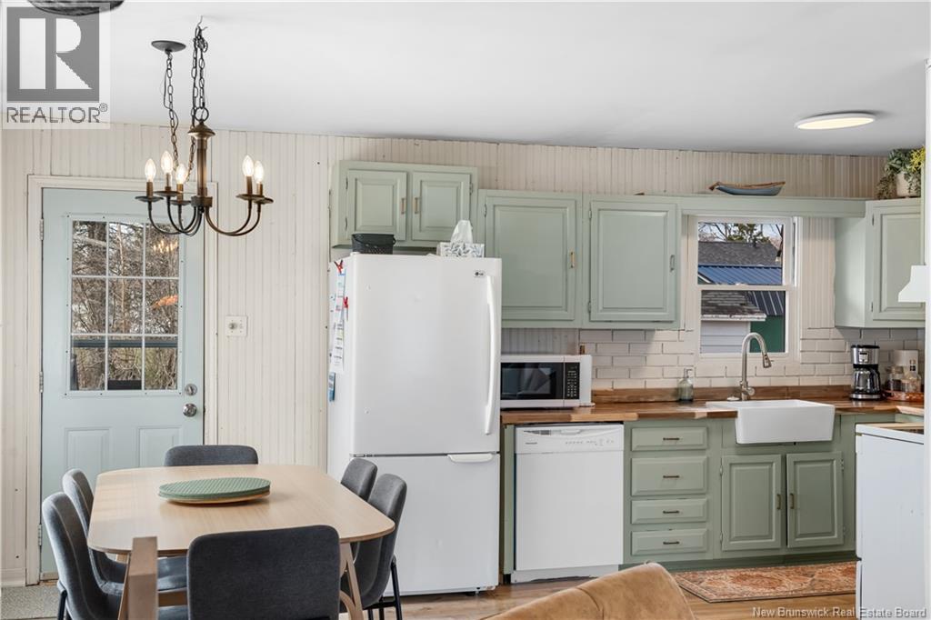 60 Third Avenue, Pointe-Du-Chêne, New Brunswick  E4P 5H8 - Photo 6 - NB137407