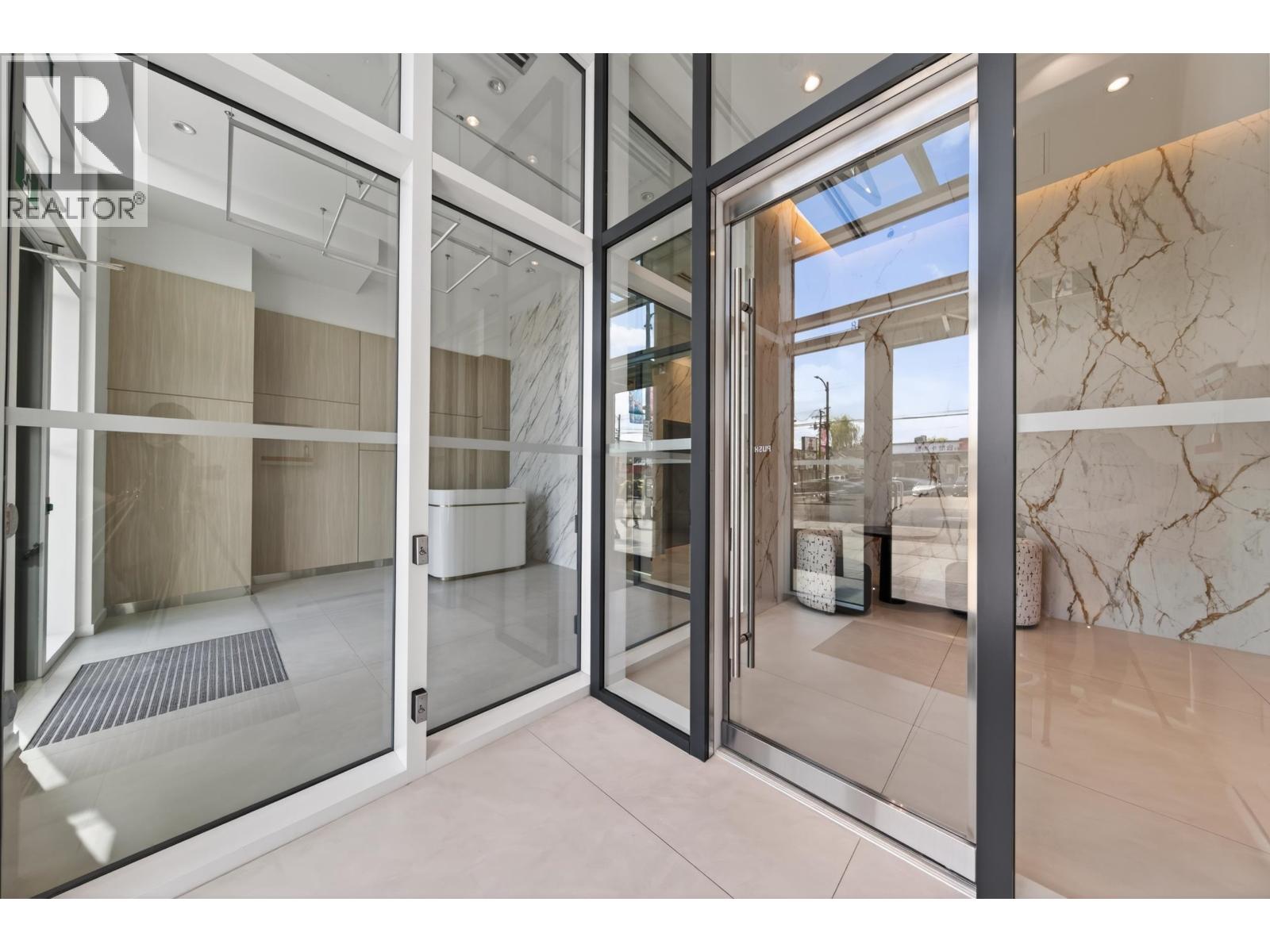 1008 8415 Granville Street, Vancouver, British Columbia  V6P 0M2 - Photo 19 - R3110496