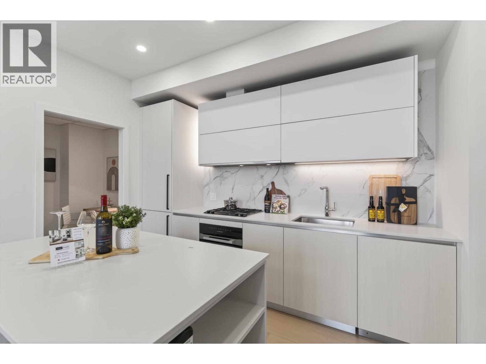 1008 8415 Granville Street, Vancouver, British Columbia  V6P 0M2 - Photo 9 - R3110496