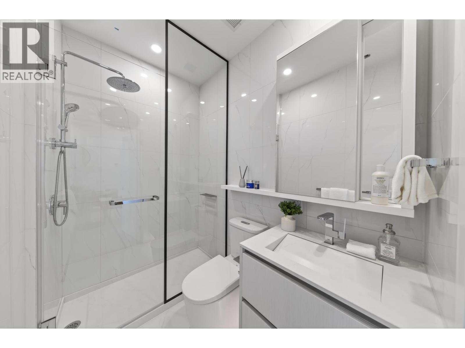 1008 8415 Granville Street, Vancouver, British Columbia  V6P 0M2 - Photo 10 - R3110496