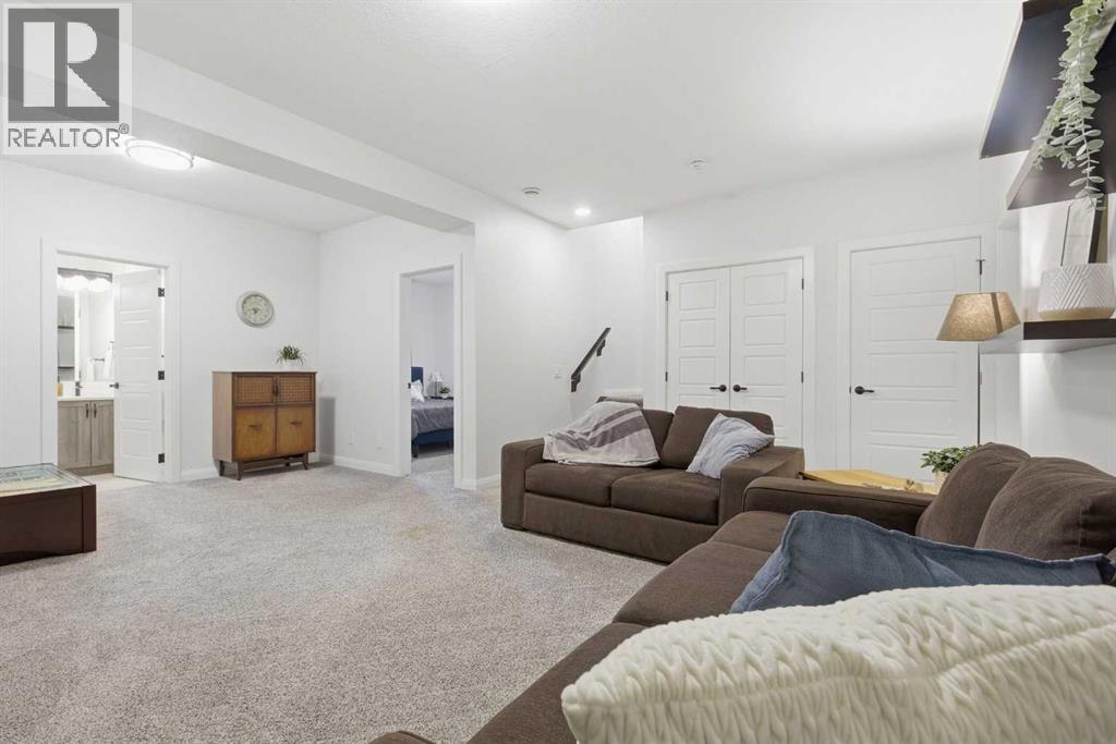 7 Evansglen Park Nw, Calgary, Alberta  T3P 0X9 - Photo 39 - A2300679