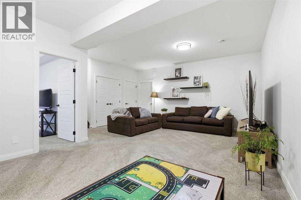 7 Evansglen Park Nw, Calgary, Alberta  T3P 0X9 - Photo 37 - A2300679