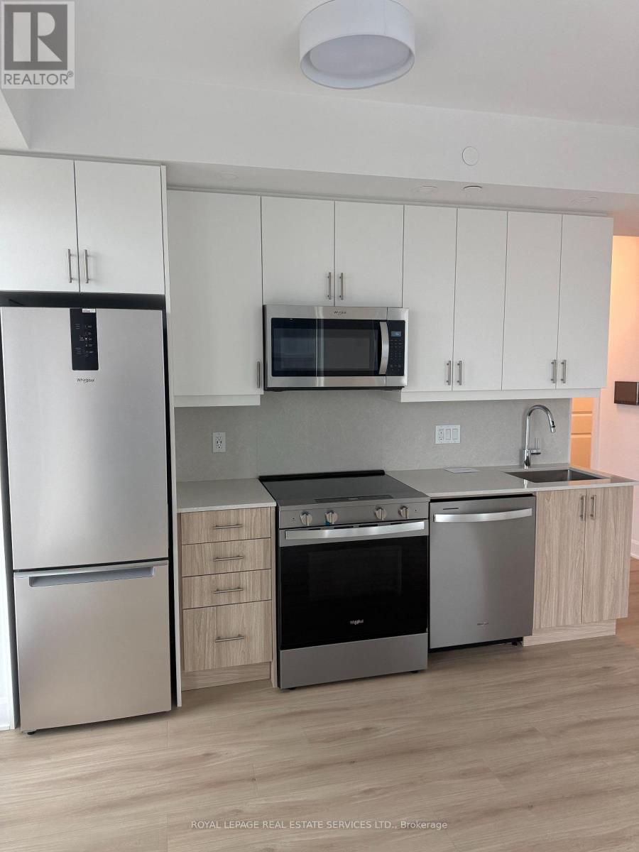 1203 - 3240 William Coltson Avenue, Oakville, Ontario  L6H 8C8 - Photo 3 - W13016550