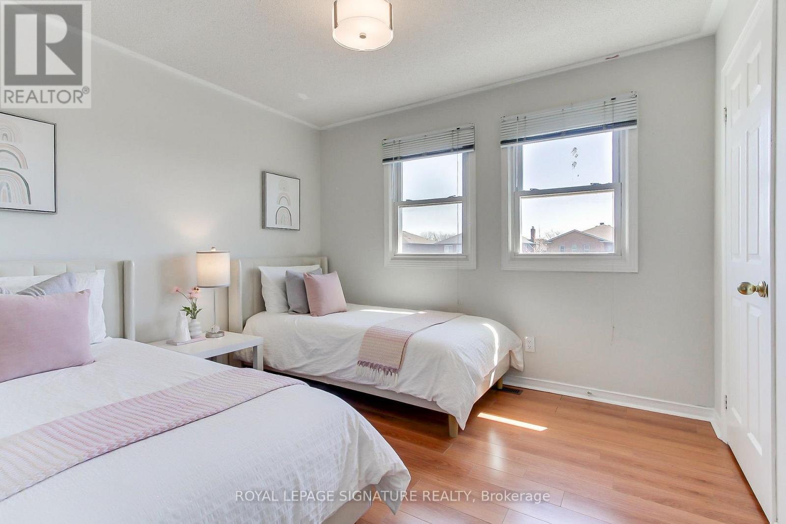 43 Falstaff Crescent, Whitby, Ontario  L1R 1W3 - Photo 33 - E13016324