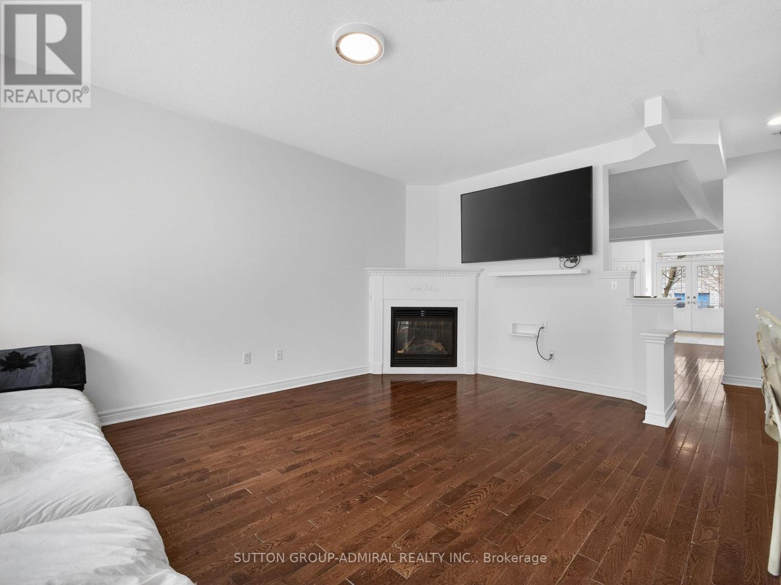 21 Asner Avenue, Vaughan, Ontario  L6A 0W6 - Photo 10 - N12993784