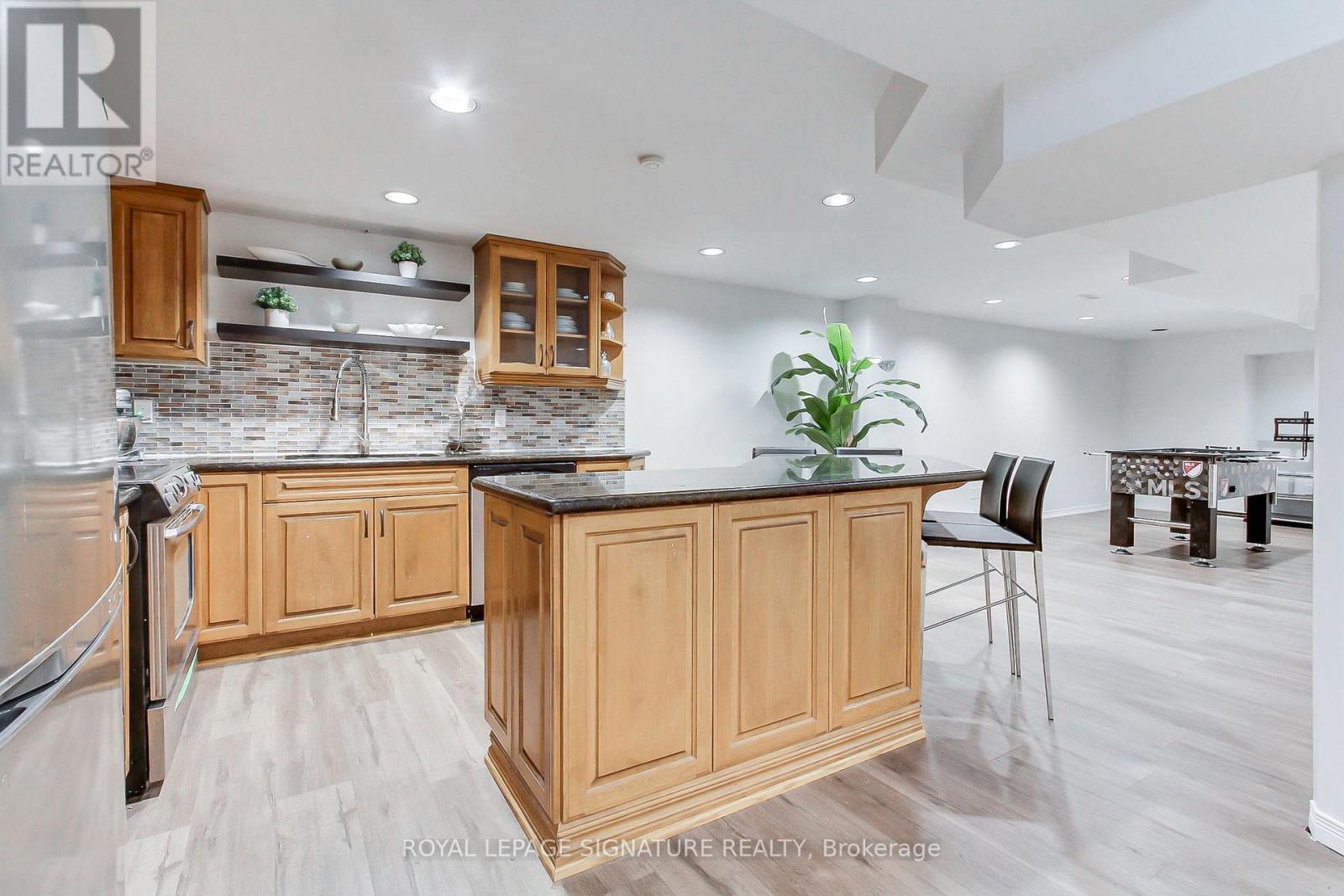 43 Falstaff Crescent, Whitby, Ontario  L1R 1W3 - Photo 42 - E13016324