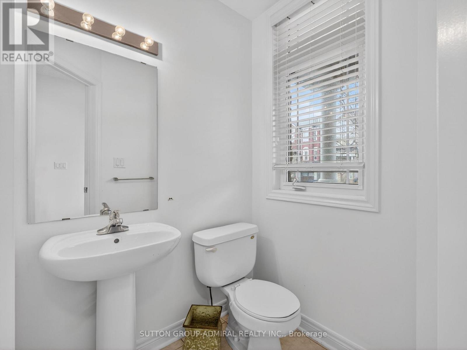 21 Asner Avenue, Vaughan, Ontario  L6A 0W6 - Photo 12 - N12993784