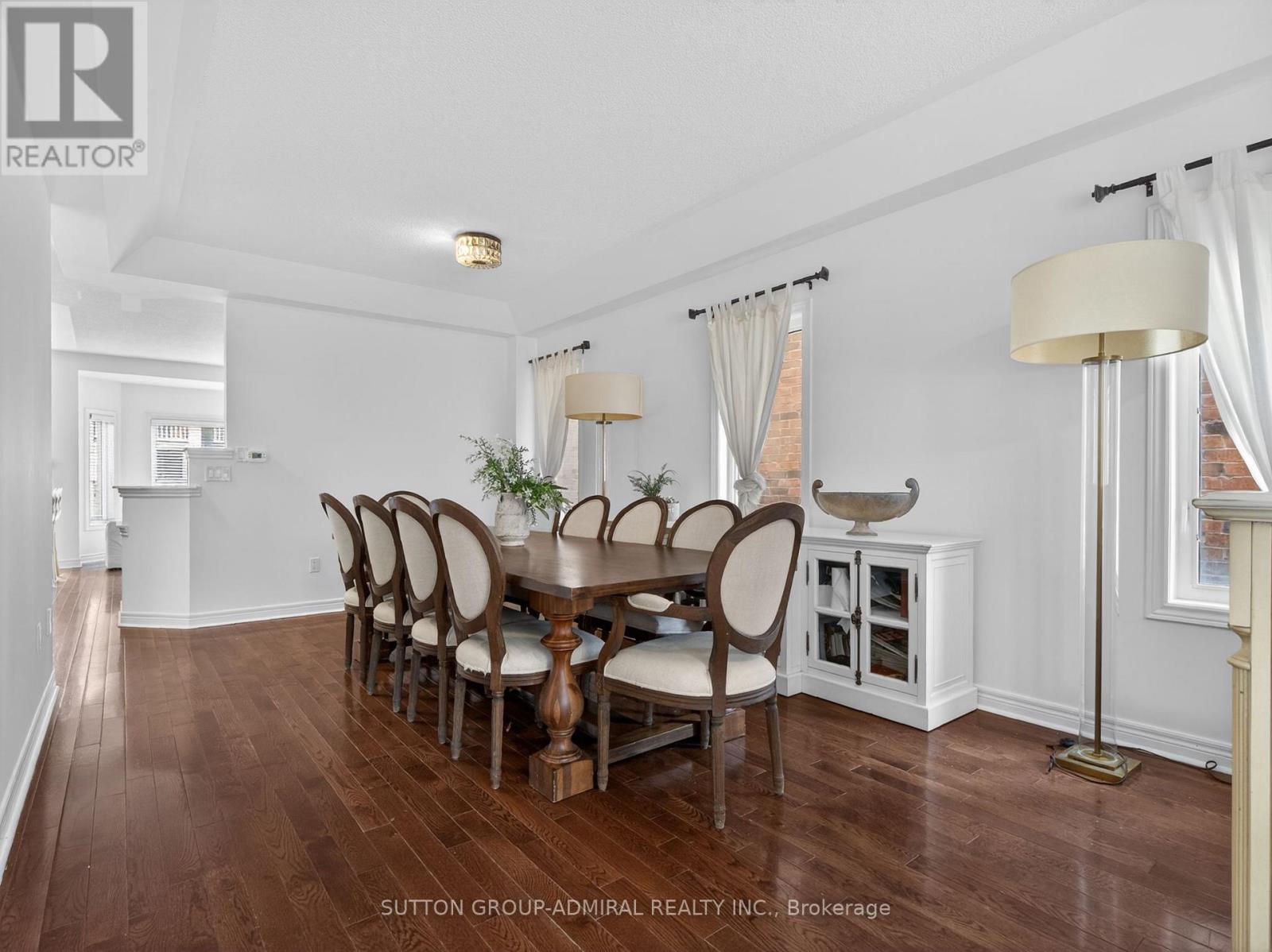 21 Asner Avenue, Vaughan, Ontario  L6A 0W6 - Photo 4 - N12993784