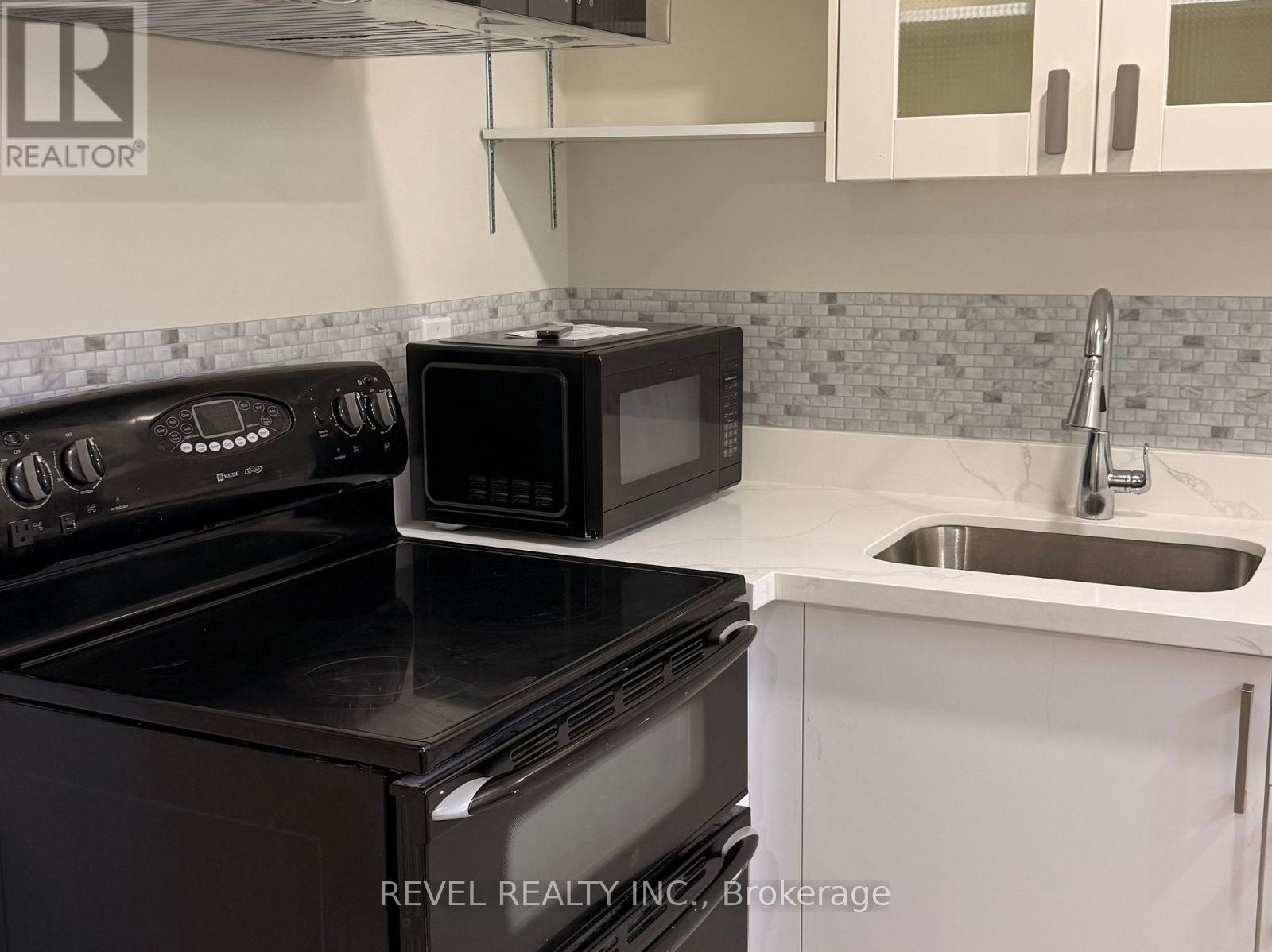 Lower - 674 Roselawn Avenue, Oshawa, Ontario  L1L 1B2 - Photo 7 - E13016614