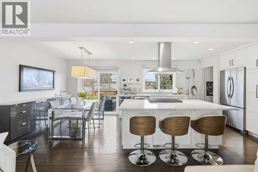 86 Warwick Drive SW, Calgary, Alberta  T3C 2R6 - Photo 8 - A2302230