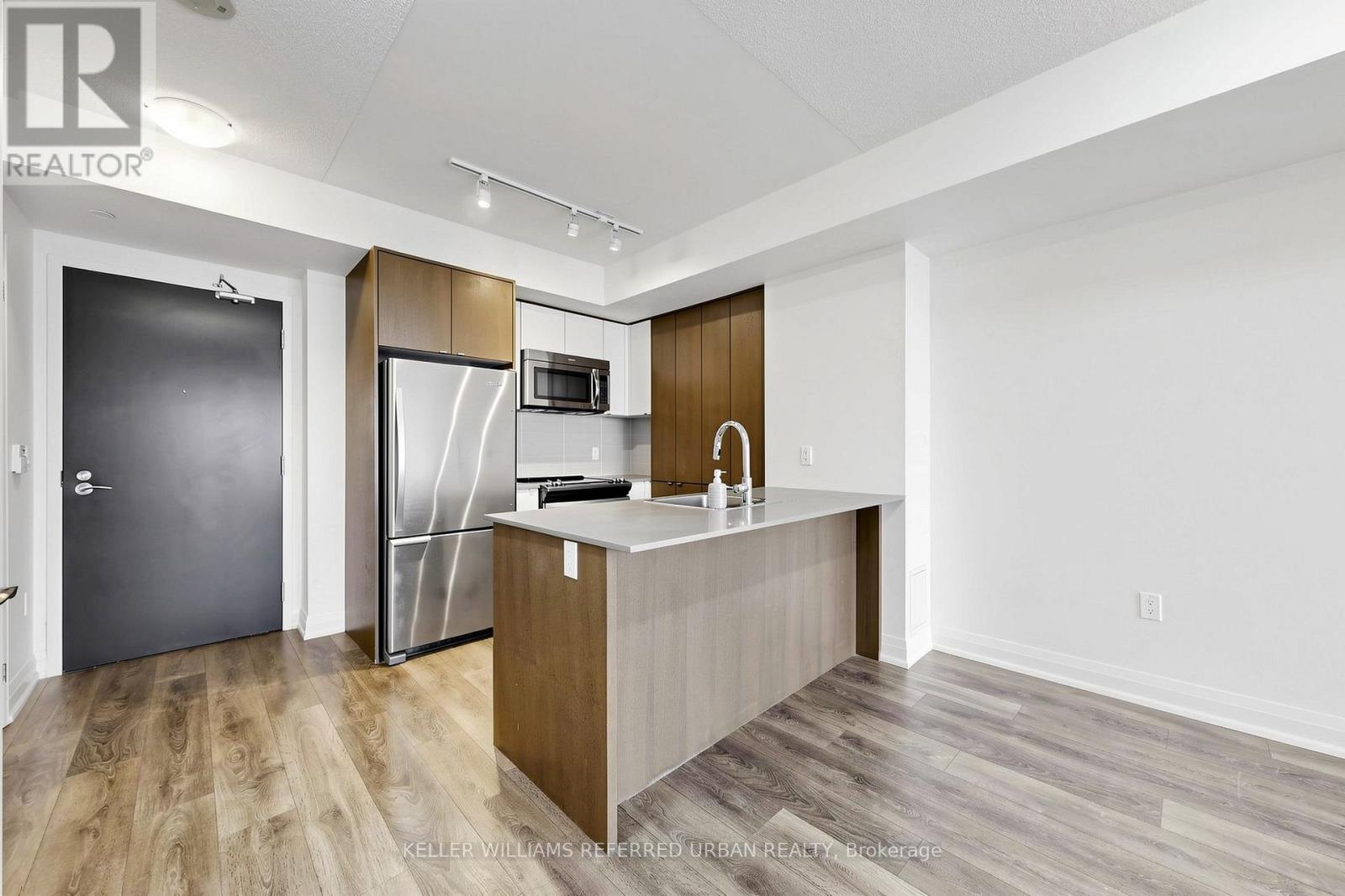 1503 - 9 Valhalla Inn Road, Toronto, Ontario  M9B 0B1 - Photo 16 - W12999250