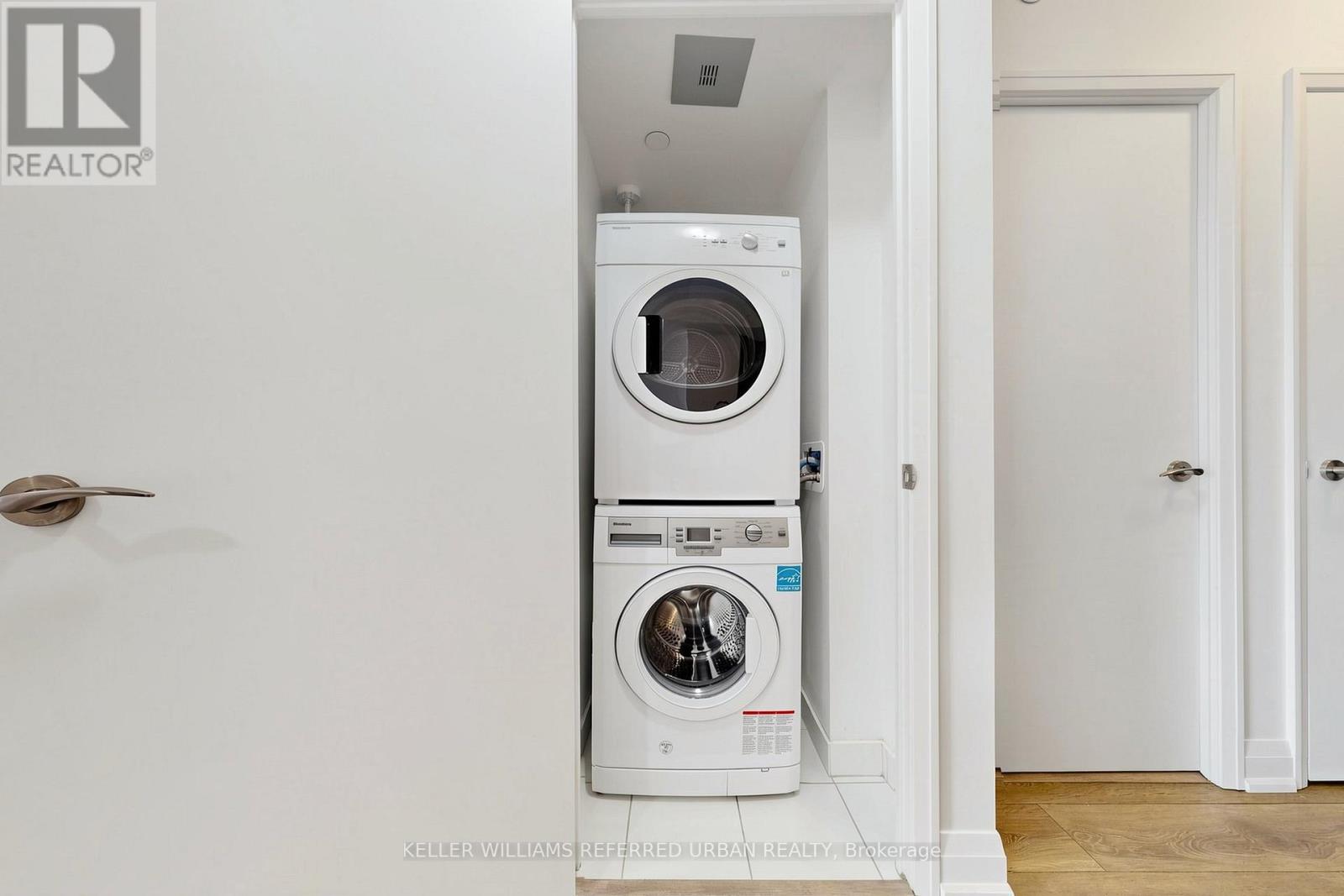 1503 - 9 Valhalla Inn Road, Toronto, Ontario  M9B 0B1 - Photo 30 - W12999250