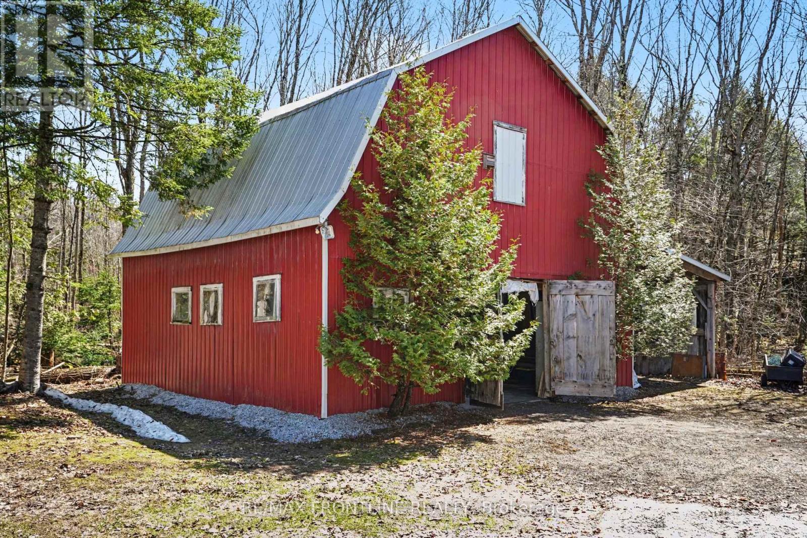 22899 Highway 7 Highway, Tay Valley, Ontario  K0H 2B0 - Photo 3 - X13016568