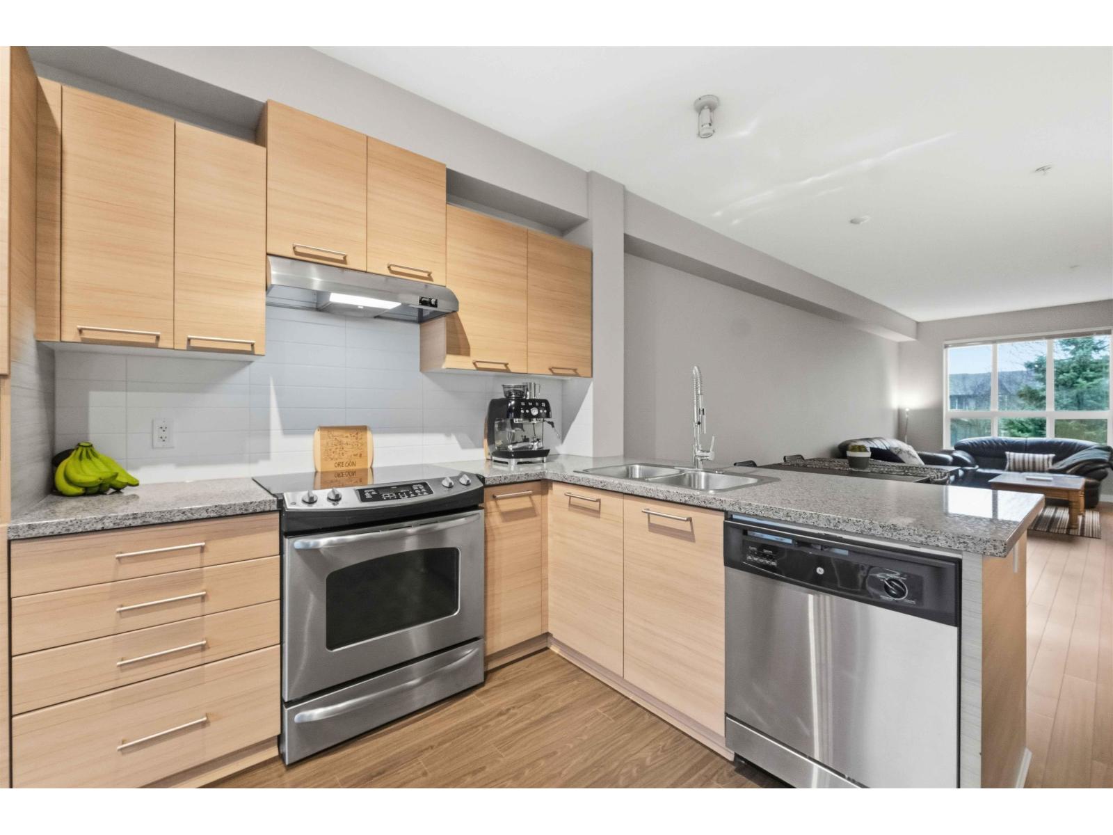 32 7938 209 Street, Langley, British Columbia  V2Y 0K1 - Photo 8 - R3104455