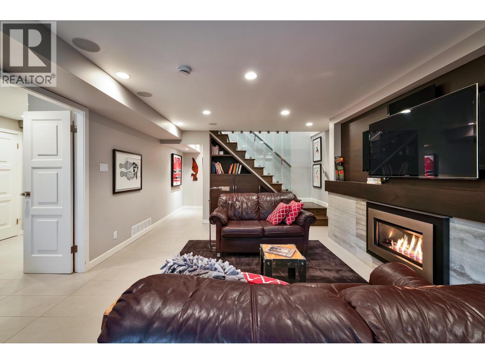 3669 Edgemont Boulevard, North Vancouver, British Columbia  V7R 2P6 - Photo 33 - R3095553