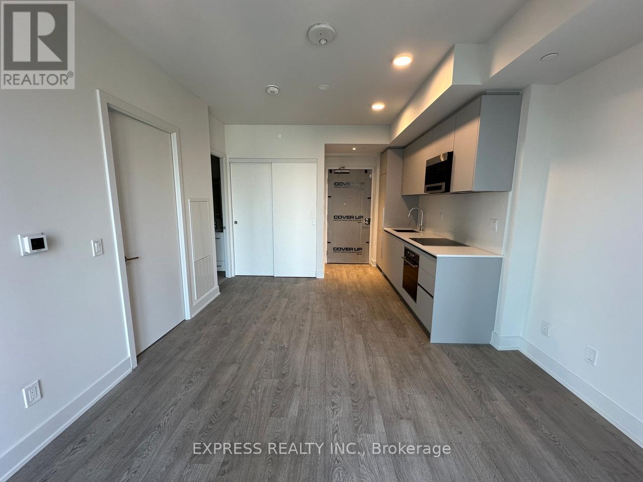 1801 - 8 Cumberland Street, Toronto, Ontario  M4W 0B6 - Photo 2 - C13016612