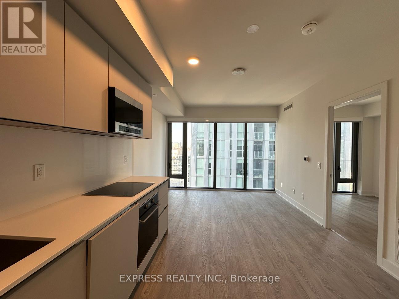 1801 - 8 Cumberland Street, Toronto, Ontario  M4W 0B6 - Photo 3 - C13016612