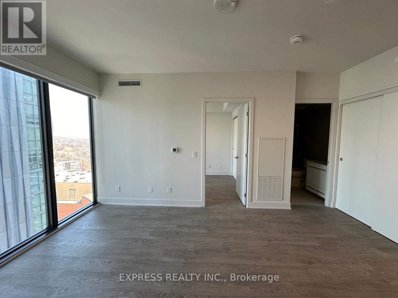 1801 - 8 Cumberland Street, Toronto, Ontario  M4W 0B6 - Photo 4 - C13016612