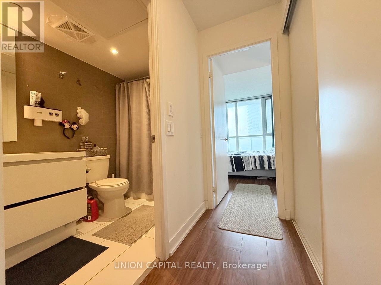 1502 - 85 Queens Wharf Road, Toronto, Ontario  M5V 0J9 - Photo 13 - C13016634