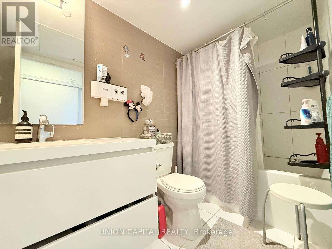 1502 - 85 Queens Wharf Road, Toronto, Ontario  M5V 0J9 - Photo 14 - C13016634