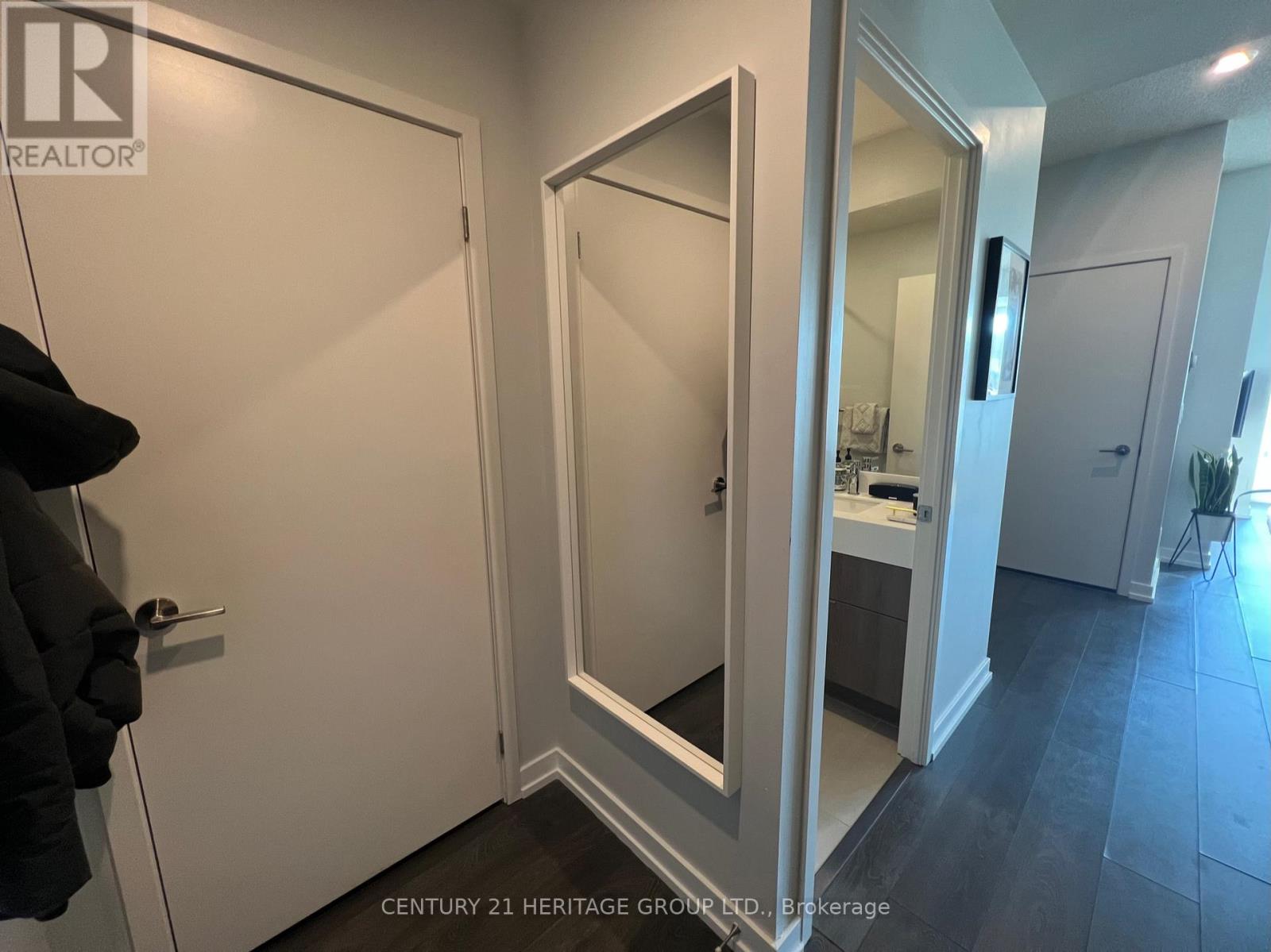 912 - 200 Sackville Street, Toronto, Ontario  M5A 0C4 - Photo 3 - C13016644