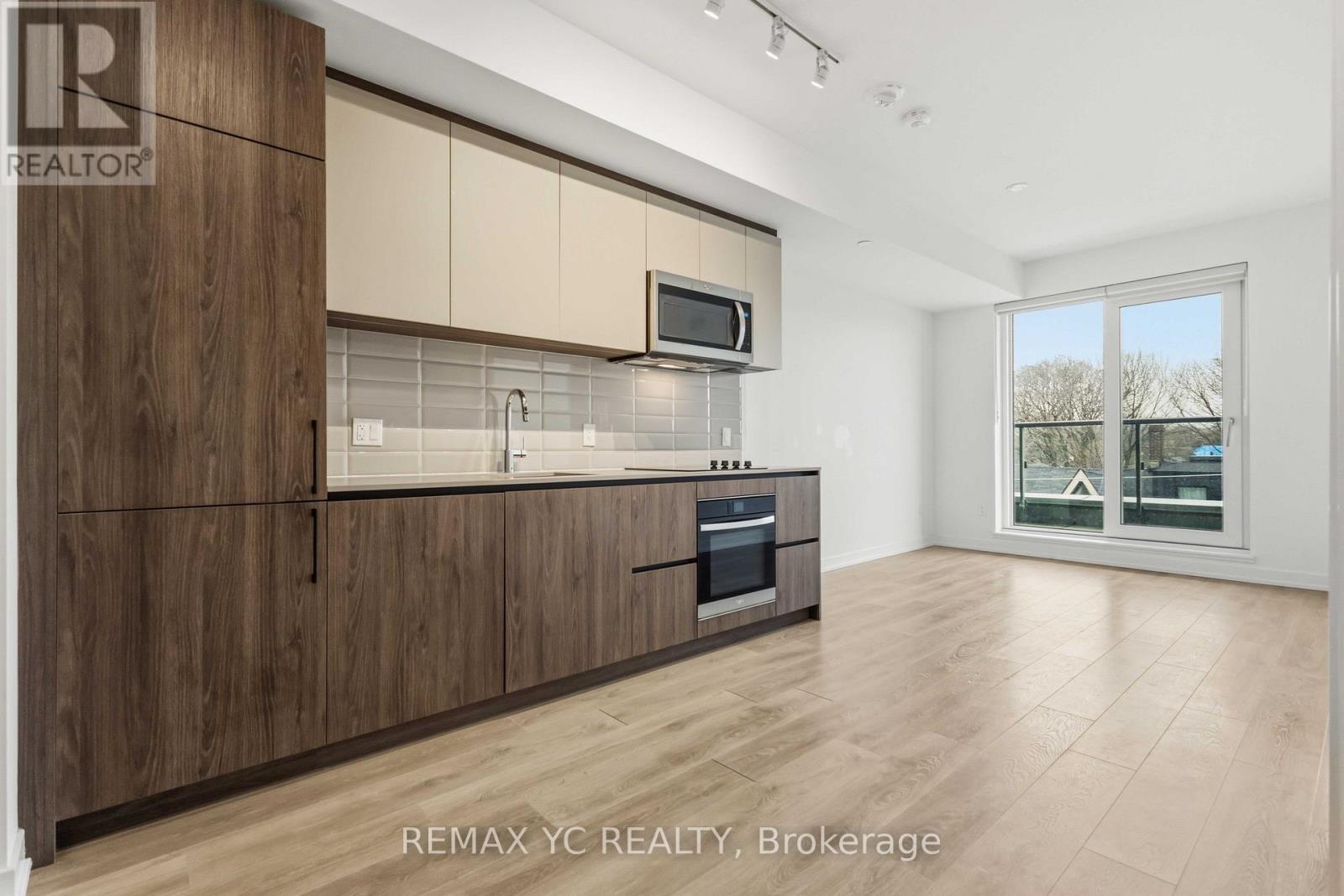 438 - 150 LOGAN AVENUE, Toronto, Ontario