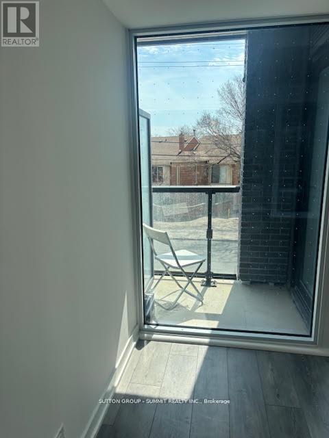 320 - 2 Manderley Drive, Toronto (Birchcliffe-Cliffside), Ontario  M1N 0C7 - Photo 12 - E13016598