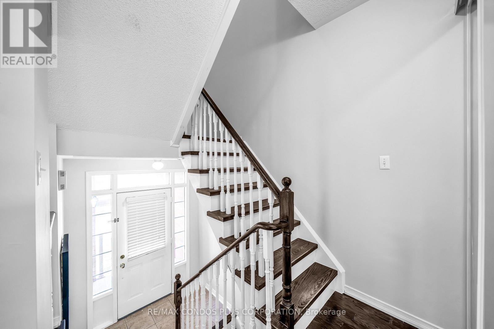 3 Powers Valley Court, Ajax, Ontario  L1S 7T9 - Photo 17 - E13016602