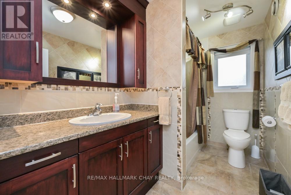 36 Moore Avenue, Adjala-Tosorontio (Everett), Ontario  L0M 1J0 - Photo 15 - N13016574