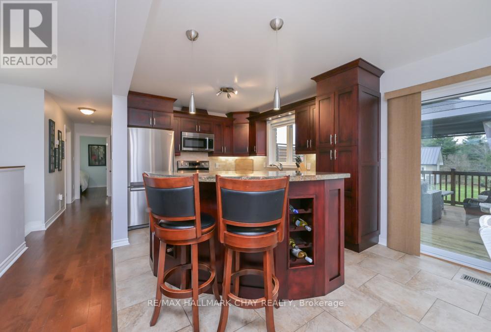 36 Moore Avenue, Adjala-Tosorontio (Everett), Ontario  L0M 1J0 - Photo 6 - N13016574