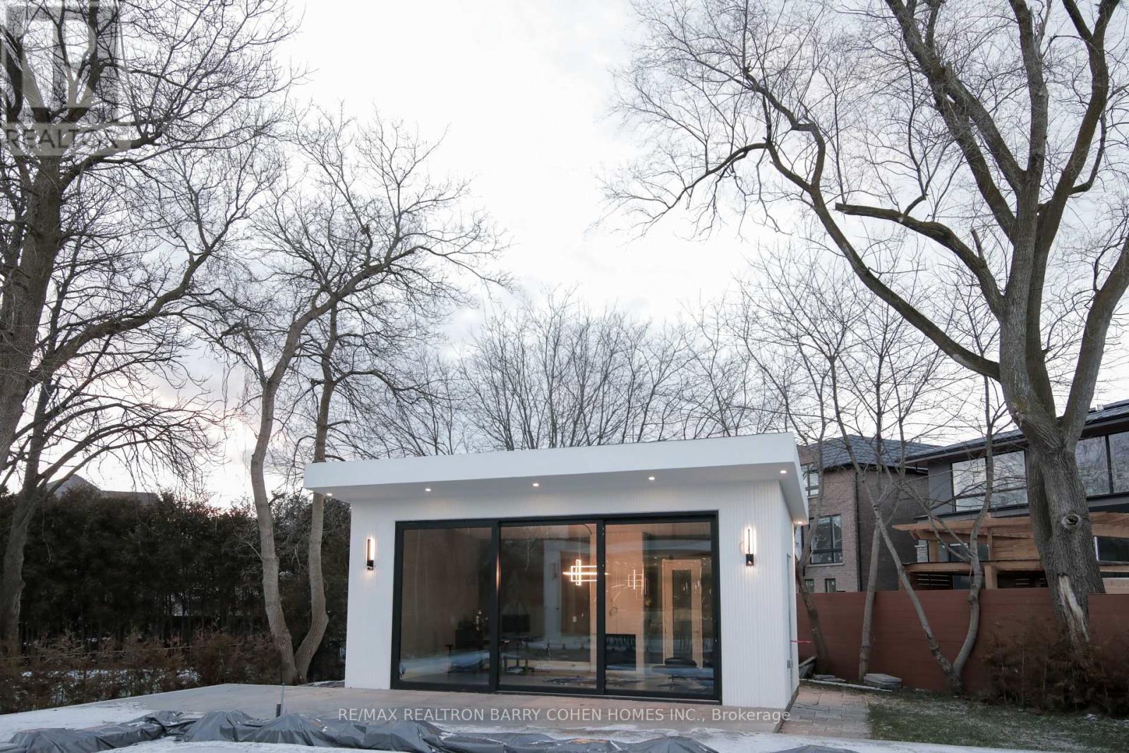 8 Cadmus Road, Toronto, Ontario  M2M 2M4 - Photo 37 - C12874746