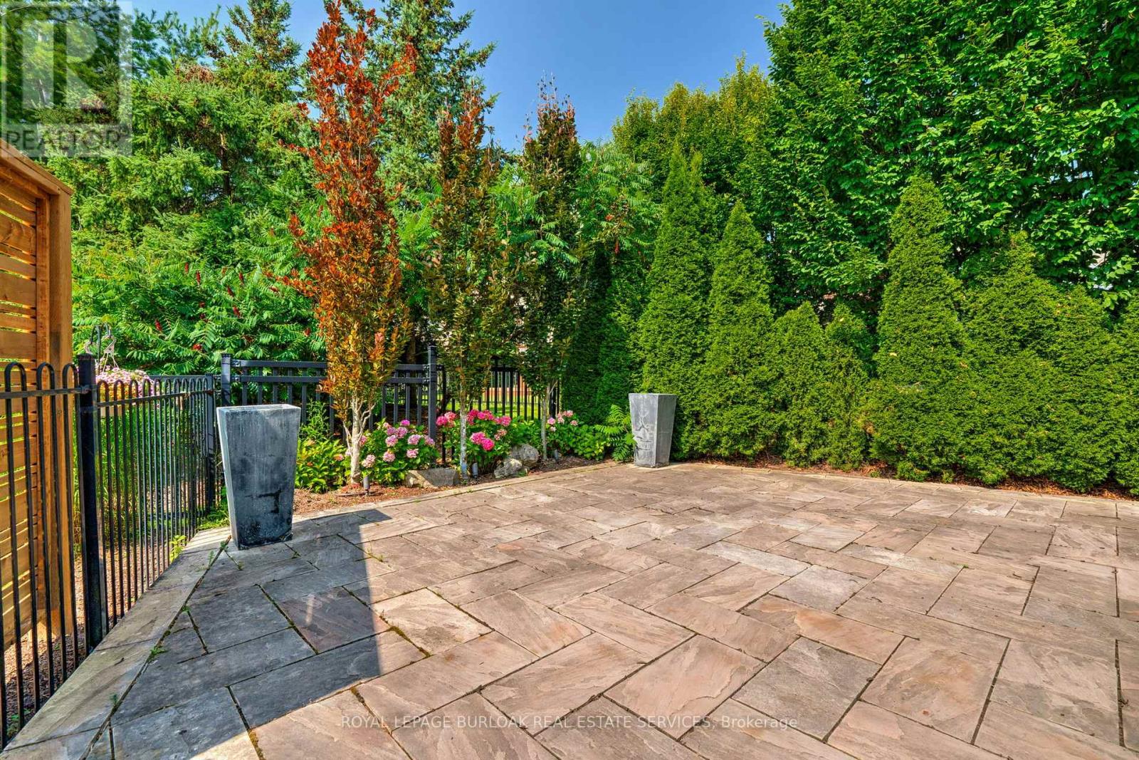 2214 Hampstead Road, Oakville (Ro River Oaks), Ontario  L6H 6Y9 - Photo 46 - W13016566